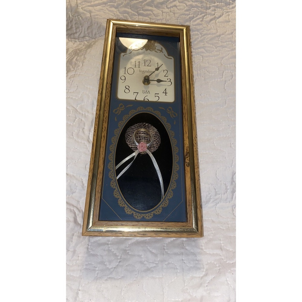 Ingraham USA Wooden Wall Clock w/Hat Inside, Bows, cottage core Frame VTG works!